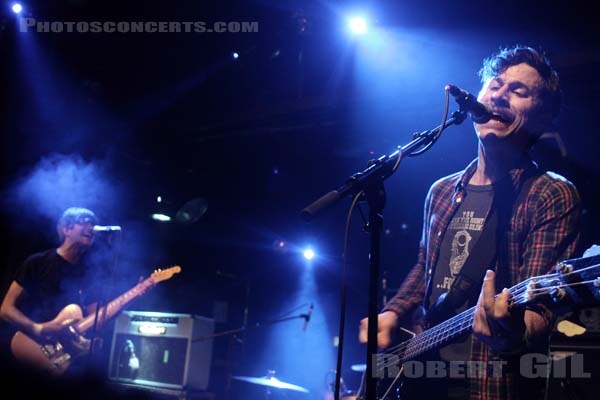 WE ARE SCIENTISTS - 2010-11-13 - PARIS - La Fleche d'Or - 